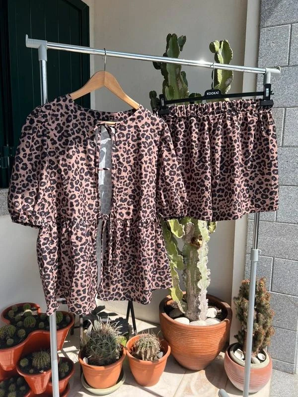 Set van Bloes en Shorts met Luipaardpatroon / Dierenprint – photo 2